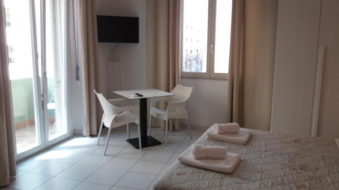 Depandance Macchiavelli 2 Hotel Cagliari Eksteriør billede