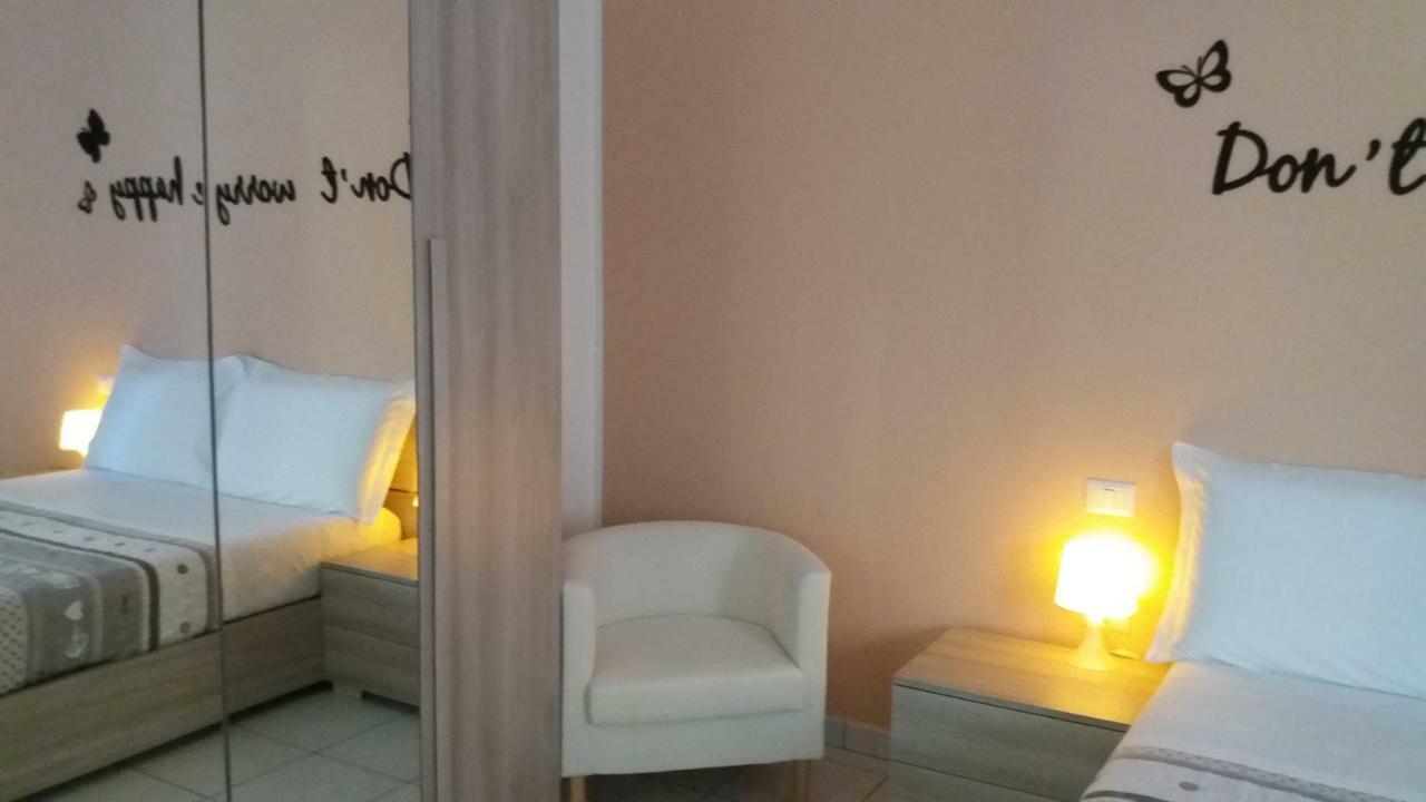 Depandance Macchiavelli 2 Hotel Cagliari Eksteriør billede