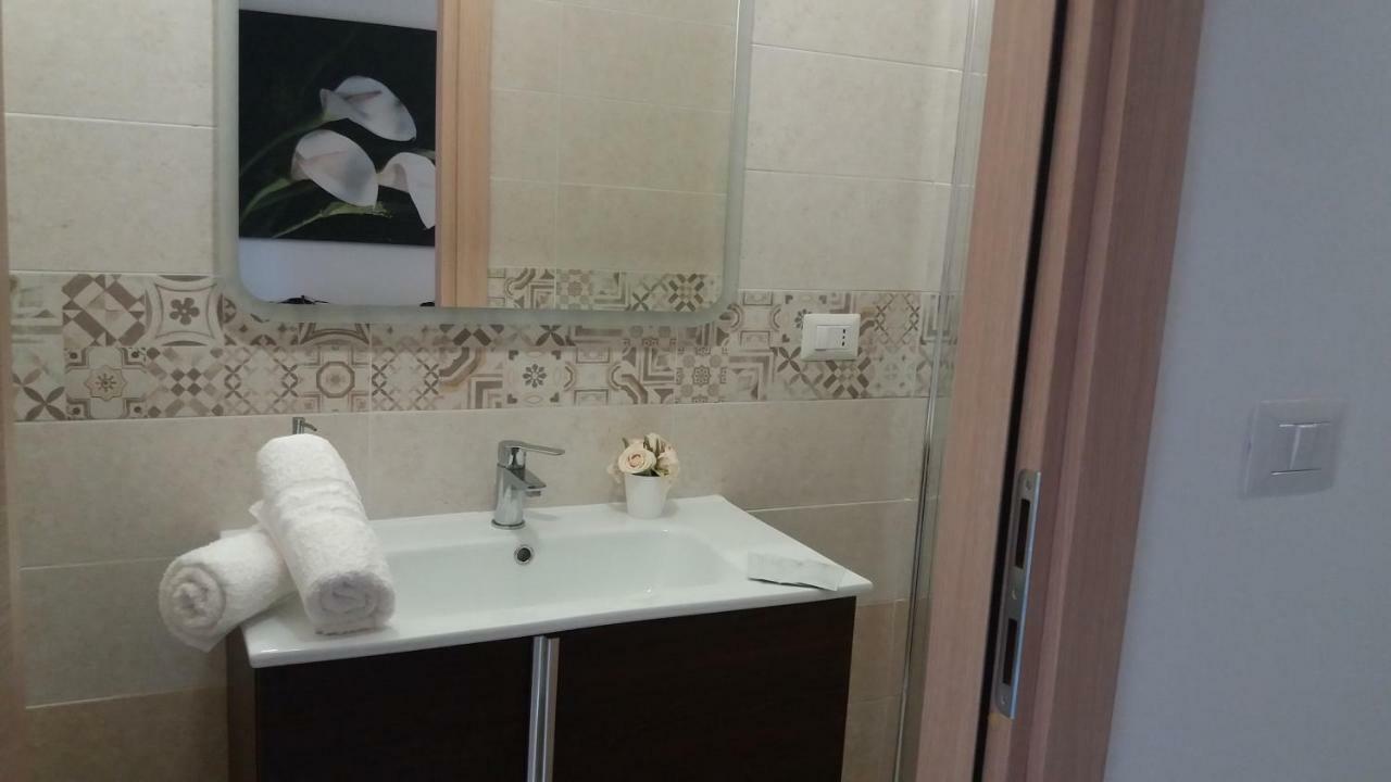 Depandance Macchiavelli 2 Hotel Cagliari Eksteriør billede